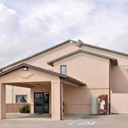 Super 8 By Wyndham Osceola Ia Motel Exterior foto